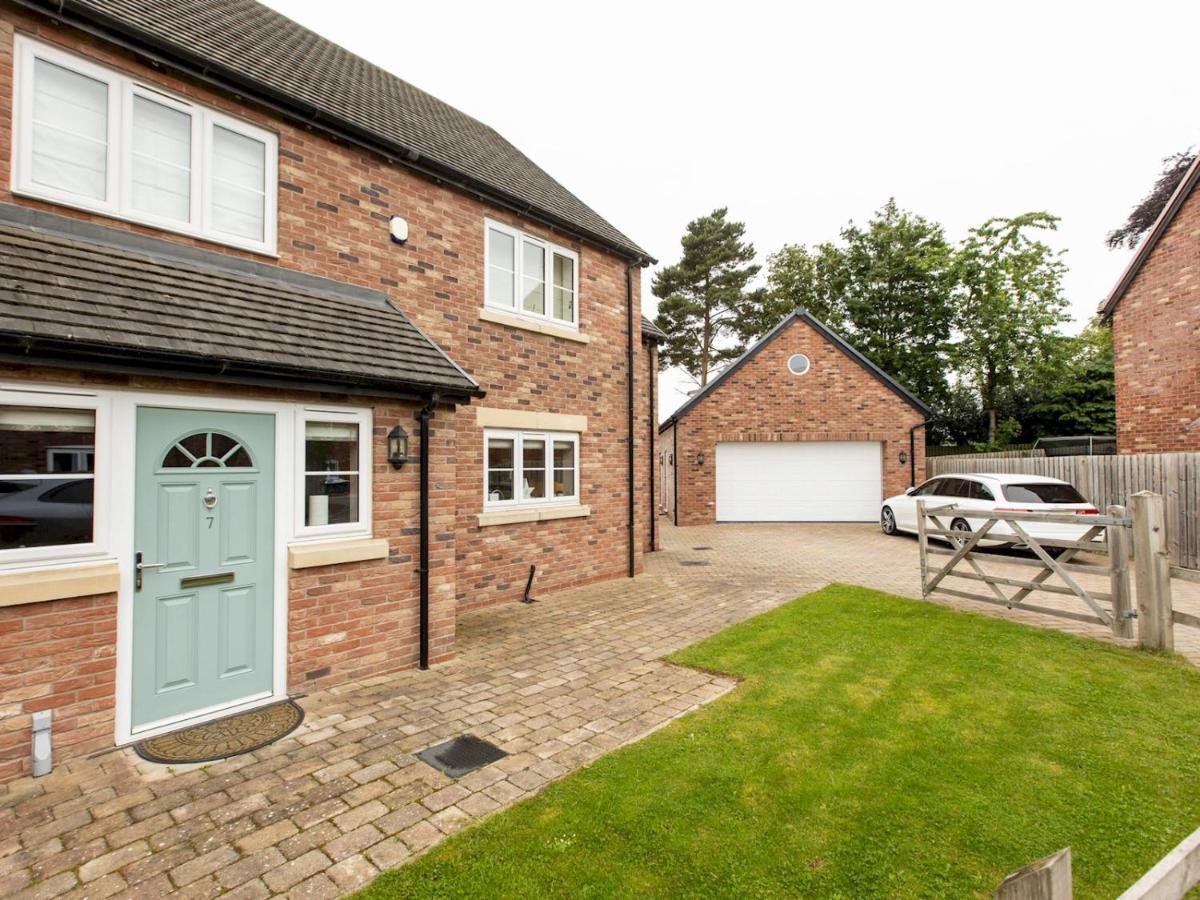 Pass The Keys Superb Space In The Idyllic Village Of Loppington Shrewsbury Exterior foto