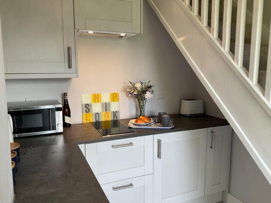 Pass The Keys Superb Space In The Idyllic Village Of Loppington Shrewsbury Exterior foto